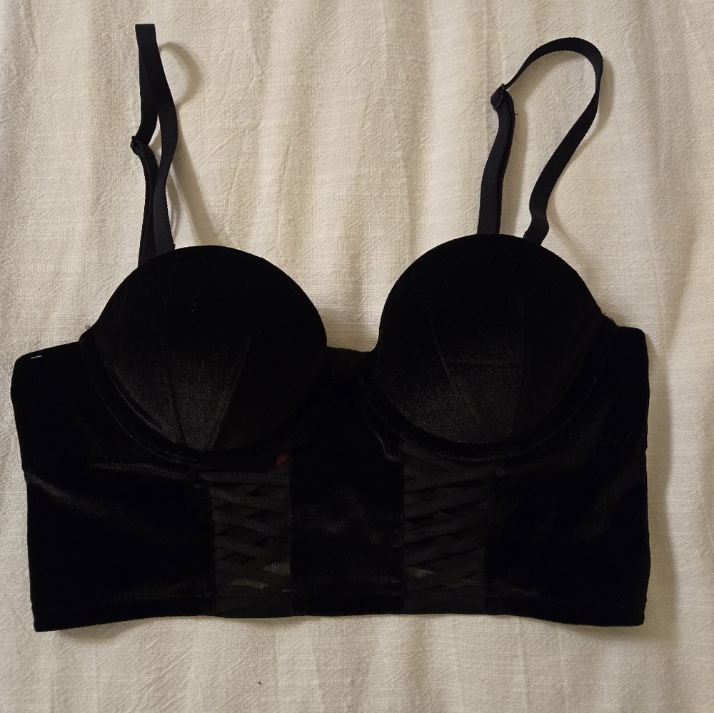 🌟NWOT La Senza Velvet Bra Top